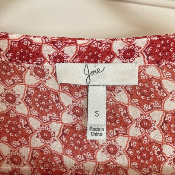 Joie Red and White Flowy Blouse, Tassels, Boho, Print, Size Small 100% Silk - Picture 3 of 12